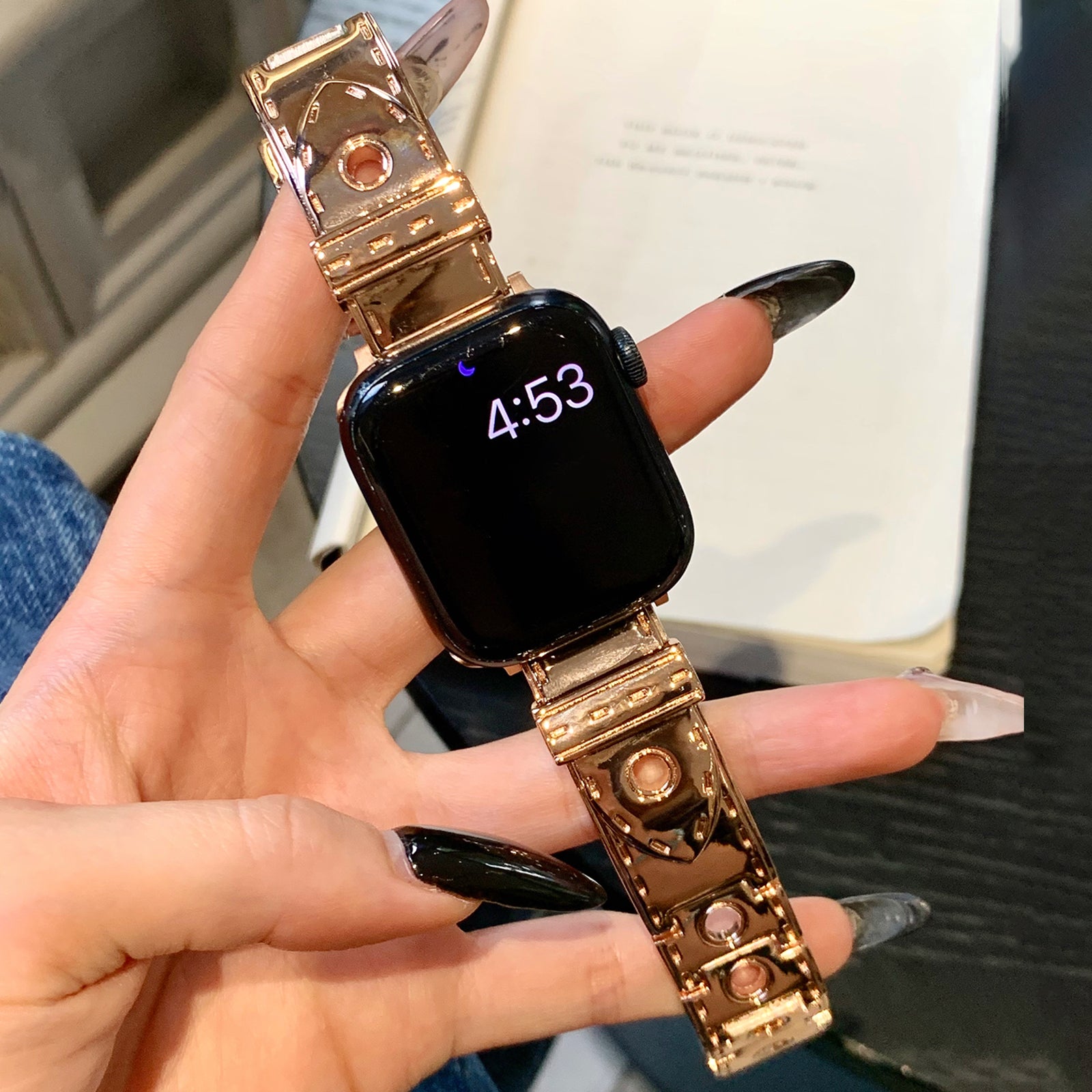 For Apple Watch Series 9 8 7 41mm / 6 5 4 SE (2022) SE (2023) SE 40mm / 3 2 1 38mm Watch Band Belt Design Wrist Strap - Gold For Apple Watch Series 9 8 7 41mm / 6 5 4 SE (2022) SE (2023) SE 40mm / 3 2 1 38mm Watch Band Belt Design Wrist Strap - Gold